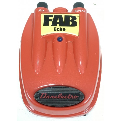 Danelectro D4 Fab Echo