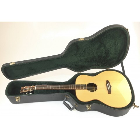 Tanglewood TWJFS CE Exotic Java con custodia rigida 