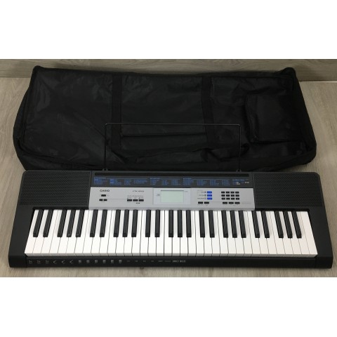 Casio CTK-1550 con custodia