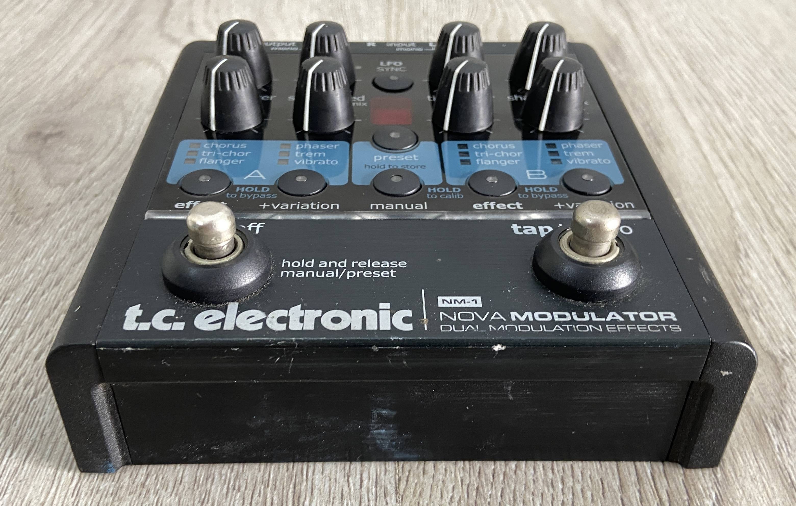 Tc Electronic NM-1 Nova Modulator | Effetti Tc Electronic