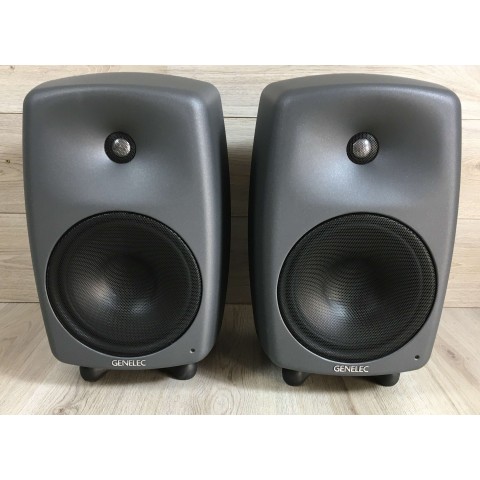 Genelec 8050b