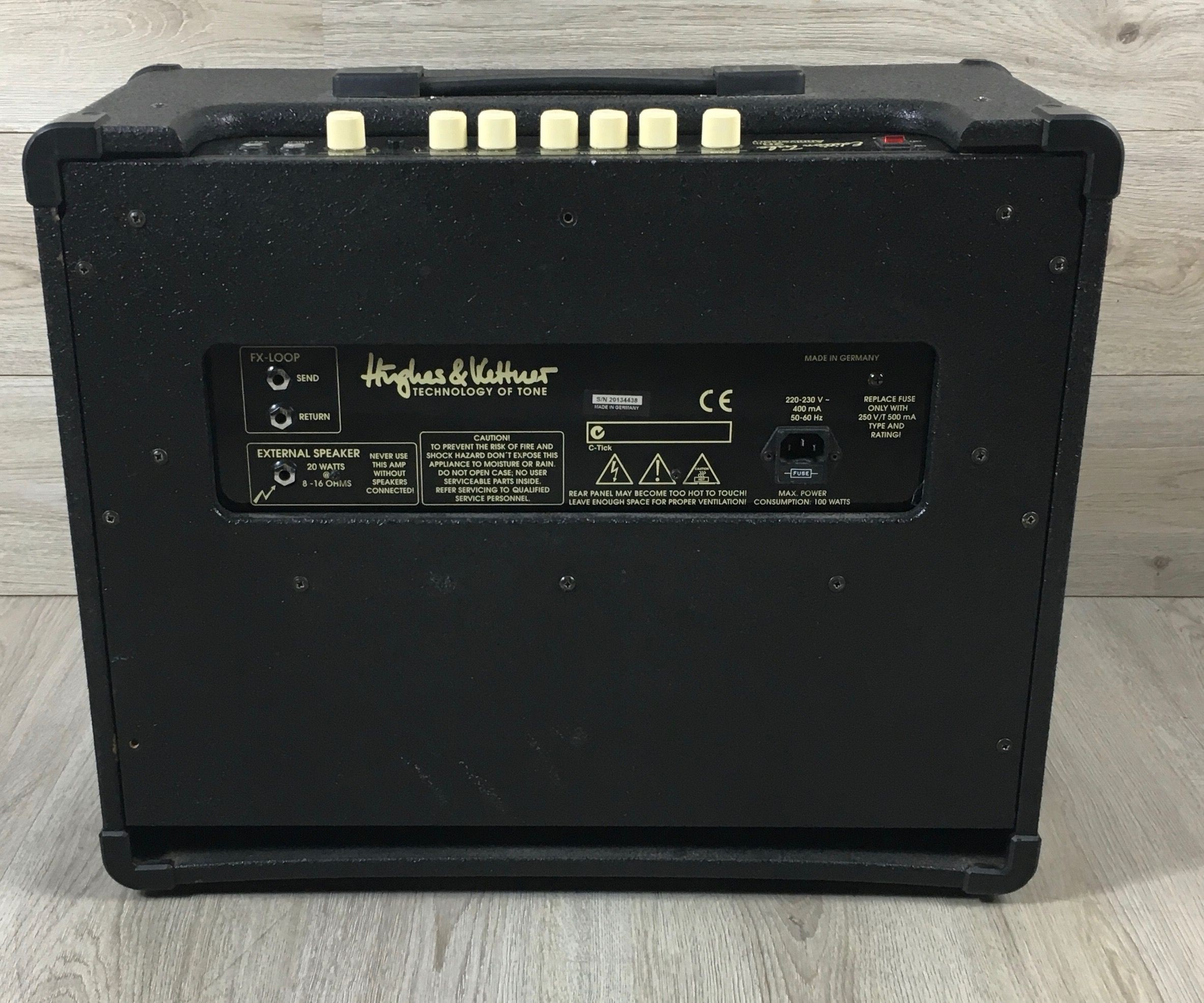 Amplificatore chitarra Hughes & Kettner Edition Tube 20th anniversary