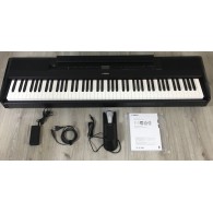 Yamaha P525b