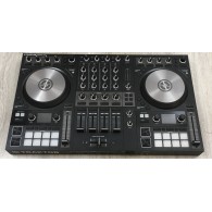 Native Instruments Traktor Kontrol S4 MK3