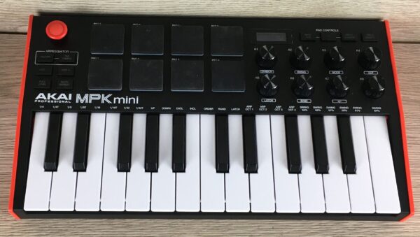 Akai MPK mini