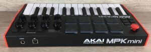 Akai MPK mini