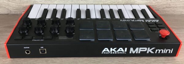 Akai MPK mini