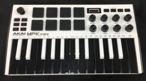 Akai MPK Mini Mk3 White