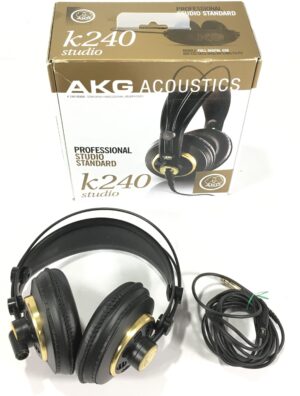 AKG K-240 Studio