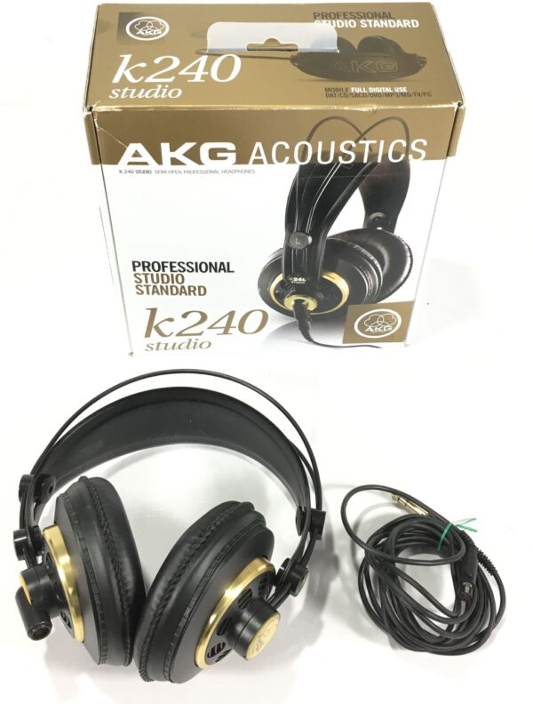 AKG K-240 Studio