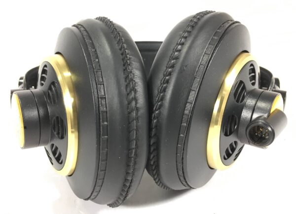 AKG K-240 Studio