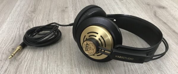 Akg K121 Studio