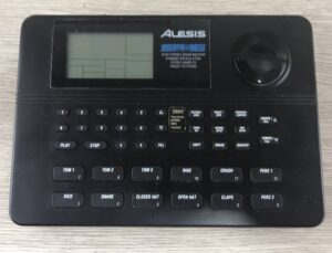 Alesis SR16 Drum Machine