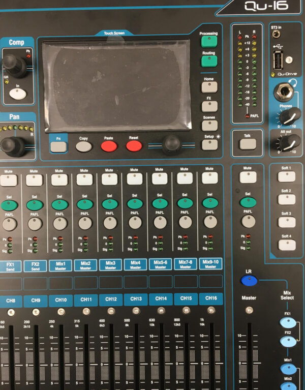 Allen & Heath QU-16