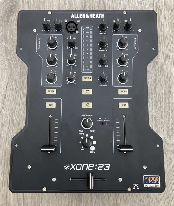 Allen & Heath Xone 23