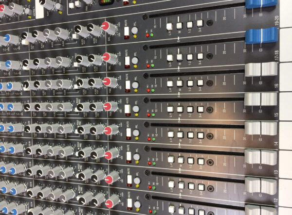Allen & Heath ZED 420