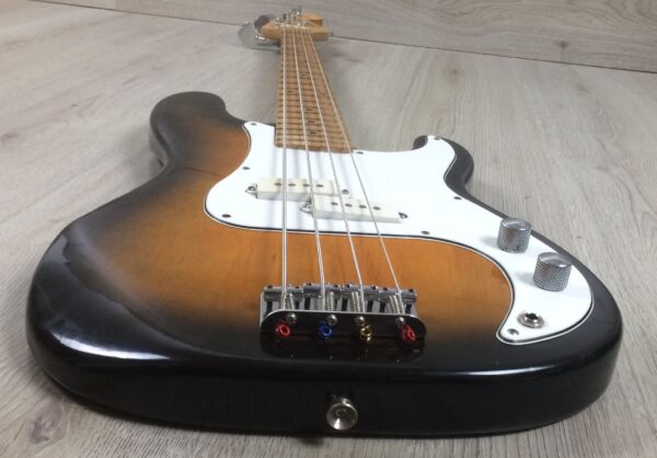 Arrow Jazz Bass
