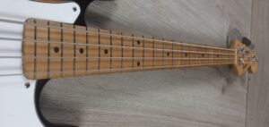 Arrow Jazz Bass