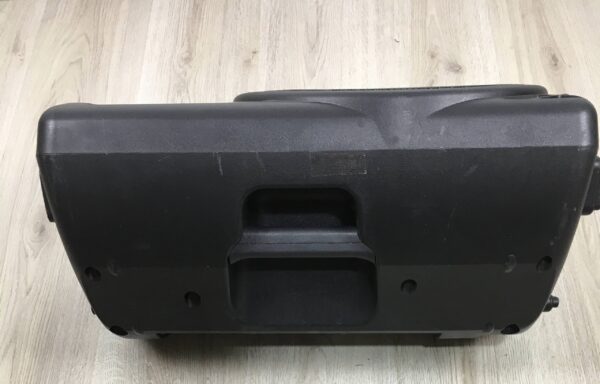 Behringer B212D