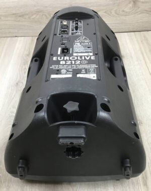 Behringer B212D