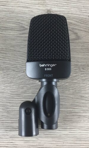 Behringer B906