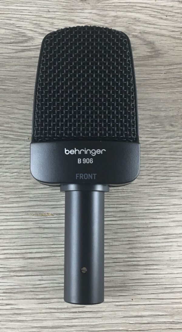 Behringer B906