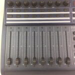 Behringer BCF2000