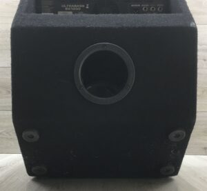 Behringer BX1200