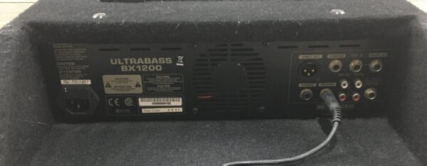 Behringer BX1200