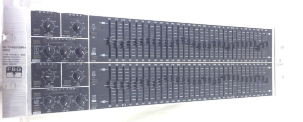 Behringer FBQ6200 Ultragraph Pro