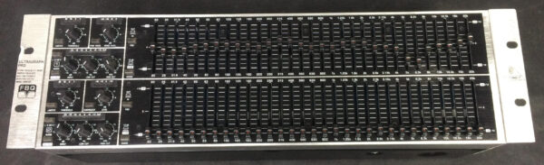 Behringer FBQ6200 Ultragraph Pro
