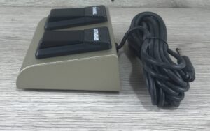 Behringer FS112B