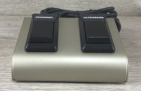 Behringer FS112B