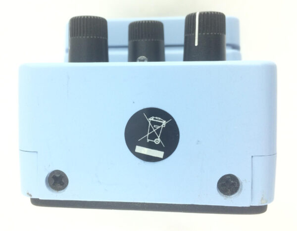 Behringer PB100 Preamp Booster