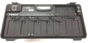 Behringer PB600 pedal board