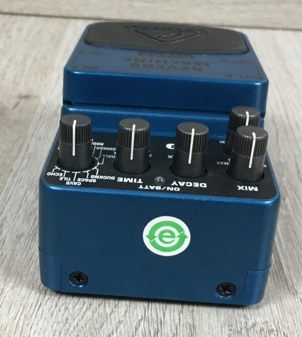 Behringer RV600 Reverb Machine
