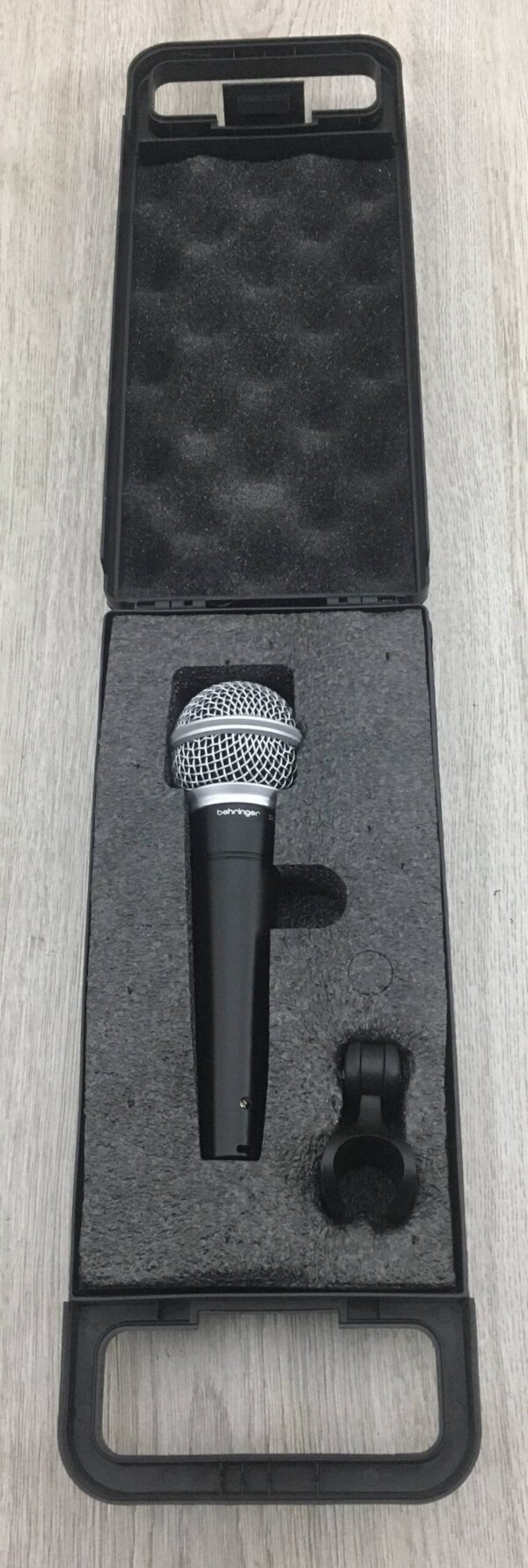 Behringer SL 84C