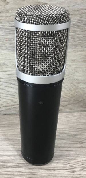 Behringer T47 Microfono Valvolare