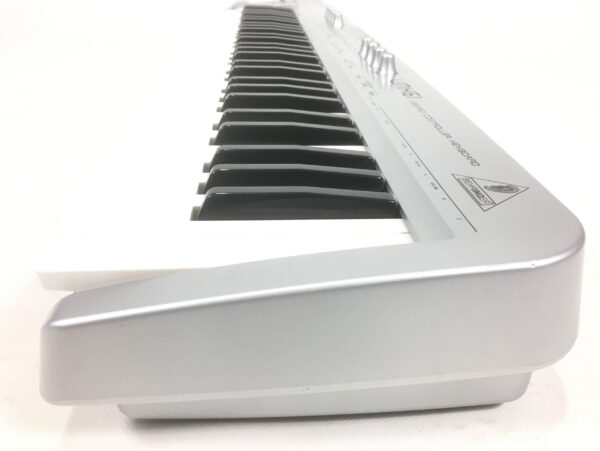 Behringer U-Control UMX 61