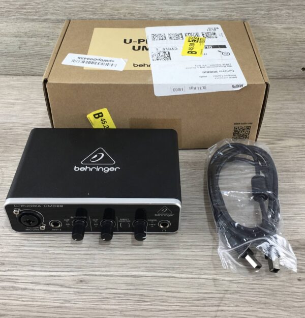 Behringer U-Phoria UMC 22
