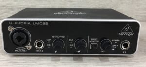 Behringer U-Phoria UMC 22