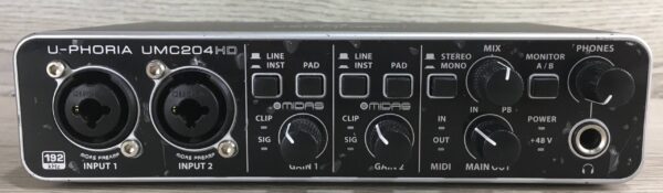 Behringer U-Phoria UMC204HD