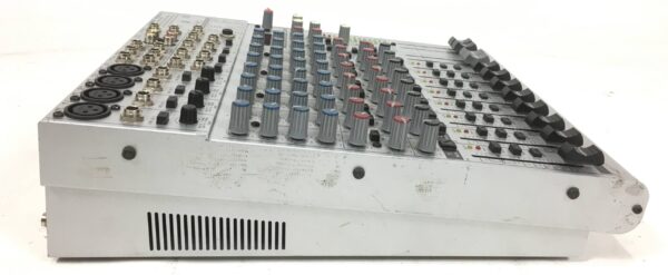 Behringer UB1622-Fx Pro