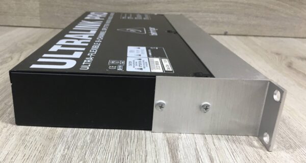 Behringer Ultralink Pro MX882