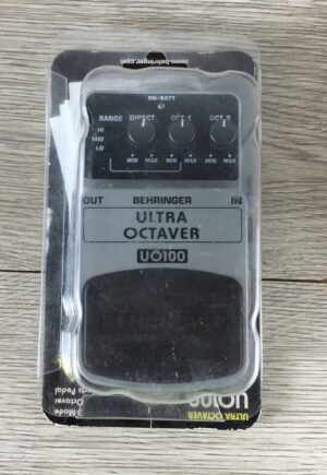 Behringer UO100 Ultra Octaver