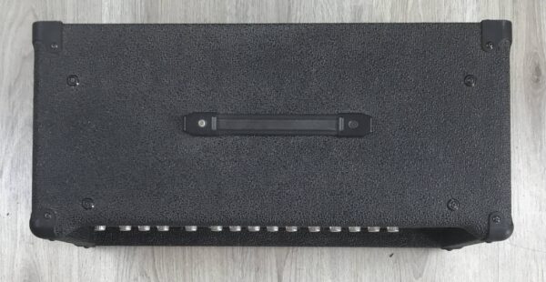 Behringer VT100FXH