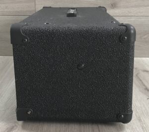 Behringer VT100FXH