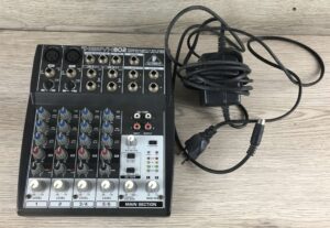 Behringer Xenyx 802