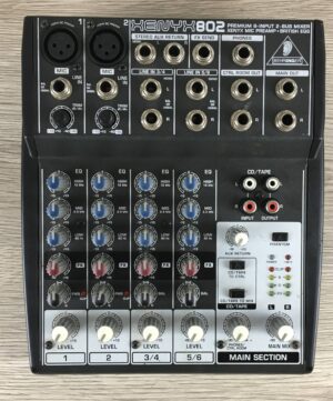 Behringer Xenyx 802