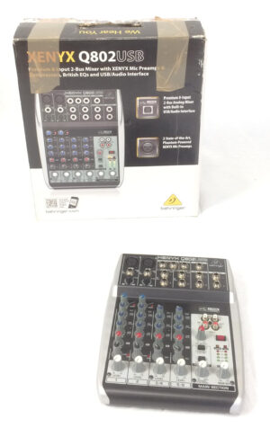 Behringer Xenyx Q802 USB